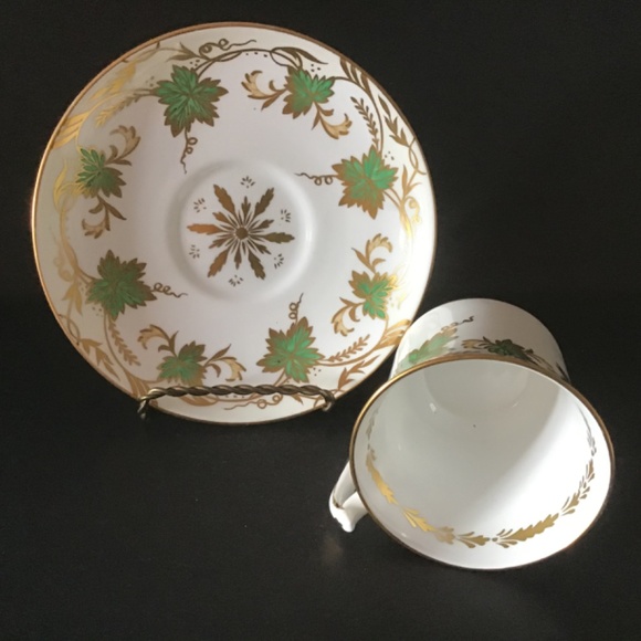 Royal Chelsea Grapevine Teacup And Saucer Bone China England Tea Cup Duo - Picture 5 of 7